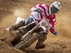 Ivanovs kļūst par Latvijas MX1 čempionu, Jonass neapturams arī Cēsīs