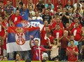 Video: Bosnijas un Serbijas fani iesaistās sadursmē