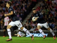 Januzajs ar diviem vārtiem izrauj uzvaru "Manchester United"