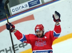 CSKA ar Fjodorovu ierindā Špenglera kausā pieveic AHL komandu