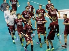 Latvijas florbolisti kvalificējas pasaules čempionātam