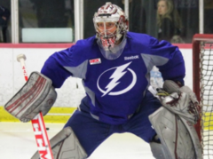 "Lightning" izsauc Gudļevski uz NHL