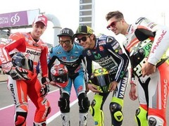 Foto: Krāšņie MotoGP motocikli ierūcina jauno motošosejas sezonu