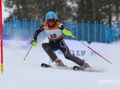 K.Zvejnieks un L.Gasūna desmitniekā slalomā Zviedrijā