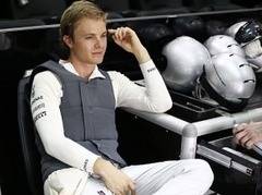 Rosbergs: "Liekā svara dēļ esmu spiests dzīvot kā mūks"