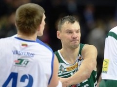 "Žalgiris" zaudē Lietuvā un noslīd uz ceturto vietu