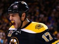 "Bruins" iekļūst nākamajā kārtā, "Kings" turpina cīnīties