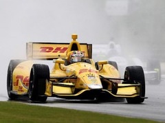 Hanters-Rejs uzvar lietus dēļ saīsinātajā IndyCar posmā Alabamā