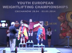 Koha izcīna zelta medaļu Eiropas U17 svarcelšanas čempionātā