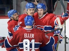 "Canadiens" gūst septiņus vārtus un saglabā intrigu sērijā pret "Rangers"