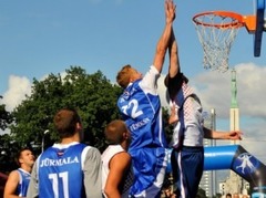 3x3 basketbols pie Brīvības pieminekļa: būs cīņa par Latvijas medaļām un ceļazīmēm uz 3x3 EuroBasket