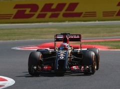 "Lotus" lauž līgumu ar "Renault" un vienojas par "Mercedes" motoru izmantošanu