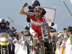Smukuļa bijušajam komandas biedram atņem otro vietu 2010. gada "Tour de France"