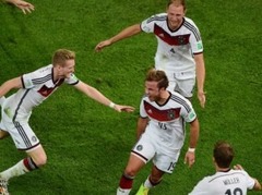 Vācija uzvar papildlaikā un iegūst Pasaules kausu