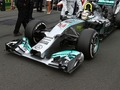 Hamiltons ātrākais trešajā F1 treniņā pēc kārtas