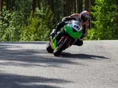 Jānis Eglītis izcīna piekto vietu Zviedrijas motošosejas čempionātā