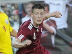 Kijevas "Dynamo" izīrē Jagodinski Ukrainas Premjerlīgas klubam "Hoverla"