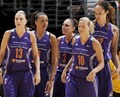 Jēkabsone-Žogota un "Mercury" vienas uzvaras attālumā no WNBA rekorda