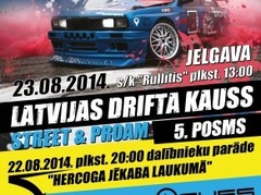 Nedēļas izskaņā Jelgavā Drifta Kausa posms un automašīnu parāde