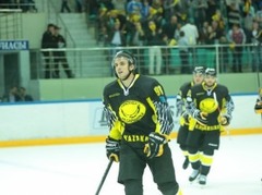 Kuzmenkovs atkal rezultatīvs VHL, Štālam sezonas ievadā -4