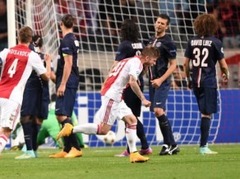 "Ajax" atspēlējas un pabaida PSG, "Barcelona" tikai ar 1:0 pieveic APOEL
