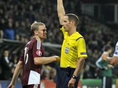 Rudņevam noraidījums, Latvija ar 0:3 atzīst Islandes pārākumu
