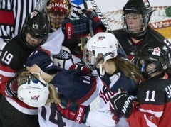 Kanādietes uzvar Četru nāciju kausā hokejā