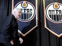 Miris leģendārais Kanādas hokeja treneris Pets Kvins
