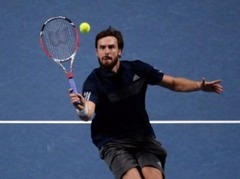 Gulbis pēc Ferera izstāšanās kļūst par galveno favorītu Oklendā