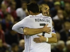 Madrides "Real" atkopjas pēc 0:4 - uzvara pār "Deportivo"