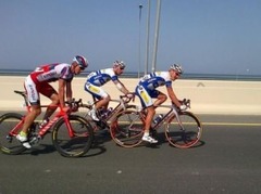 Smukulis iesaistās dienas atrāvienā un ir otrais starpfinišā "Tour of Oman" 2. posmā