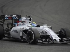 Masa ātrākais noslēguma testu pirmajā dienā, "McLaren" turpina cīnīties ar problēmām
