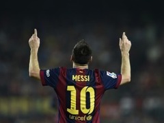 "Barcelona" grauj un pārņem vadību Spānijas čempionātā, Mesi panāk Ronaldu