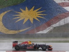 Gaidāma šī gada pirmā F1 lietus sacīkste