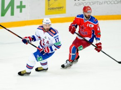 Video: KHL armijnieku derbijā Kovaļčuks no mugurpuses uzbrūk Radulovam