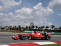 Fetels izcīna pirmo F1 uzvaru "Ferrari" komandas sastāvā