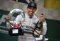 Foto: Hamiltona un "Mercedes" triumfs Šanhajā