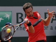 Gulbis Hallē sāks pret Stahovski