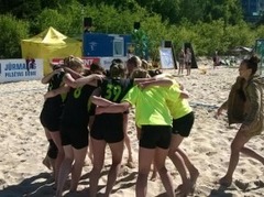 "Celtnieks" un "Salaspils" triumfē pludmales handbola 1. posmā