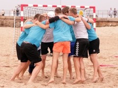 "Blue Jackets" un LSPA - Latvijas čempioni pludmales handbolā