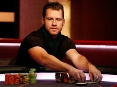 Pokera profesionālis pie augsto likmju galdiem zaudējis $5 miljonus