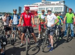 Vienības velobraucienā piedalīsies arī pasaules riteņbraukšanas leģendas
