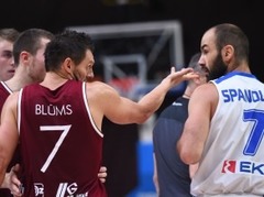 Video: "EuroBasket 2015" mazajā pusfinālā Latvija zaudē Grieķijai