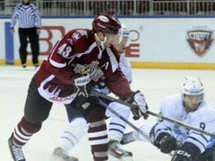 Video: KHL nedēļas vārtu guvumos arī rīdzinieks Sestito