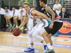 VEF zviedrs Hokansons: ''Mana ģimene ir kā ķerta uz basketbolu''