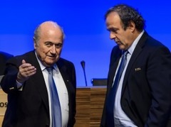 FIFA jukas piemeklē arī UEFA - Blaters un Platinī atstādināti no amata