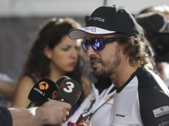 Alonso aizvadīs 250. posmu F1 čempionātā, apstiprina palikšanu "McLaren"