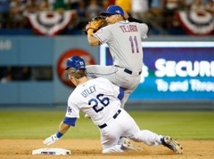Atlijs salauž Tahedam kāju, "Dodgers" izlīdzina sēriju