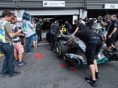 "Mercedes" apsūdz darbinieku, kurš spiegojis "Ferrari" komandas labā