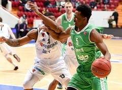 "Unics" divās ceturtdaļās samet 70 punktus un sagrauj "Bisons"